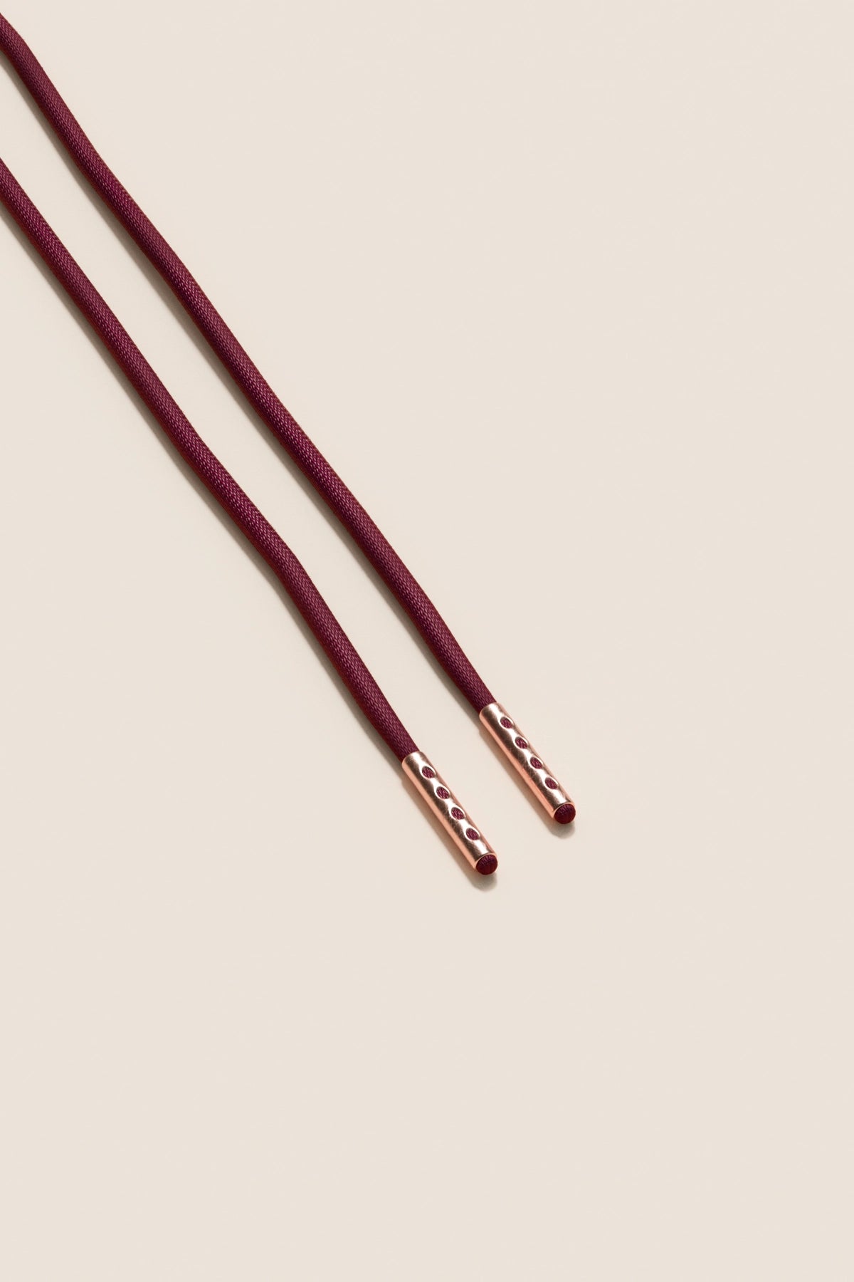 Senkels Bordeaux 2.5mm Round Waxed Shoelaces with Rose Gold Aglets
