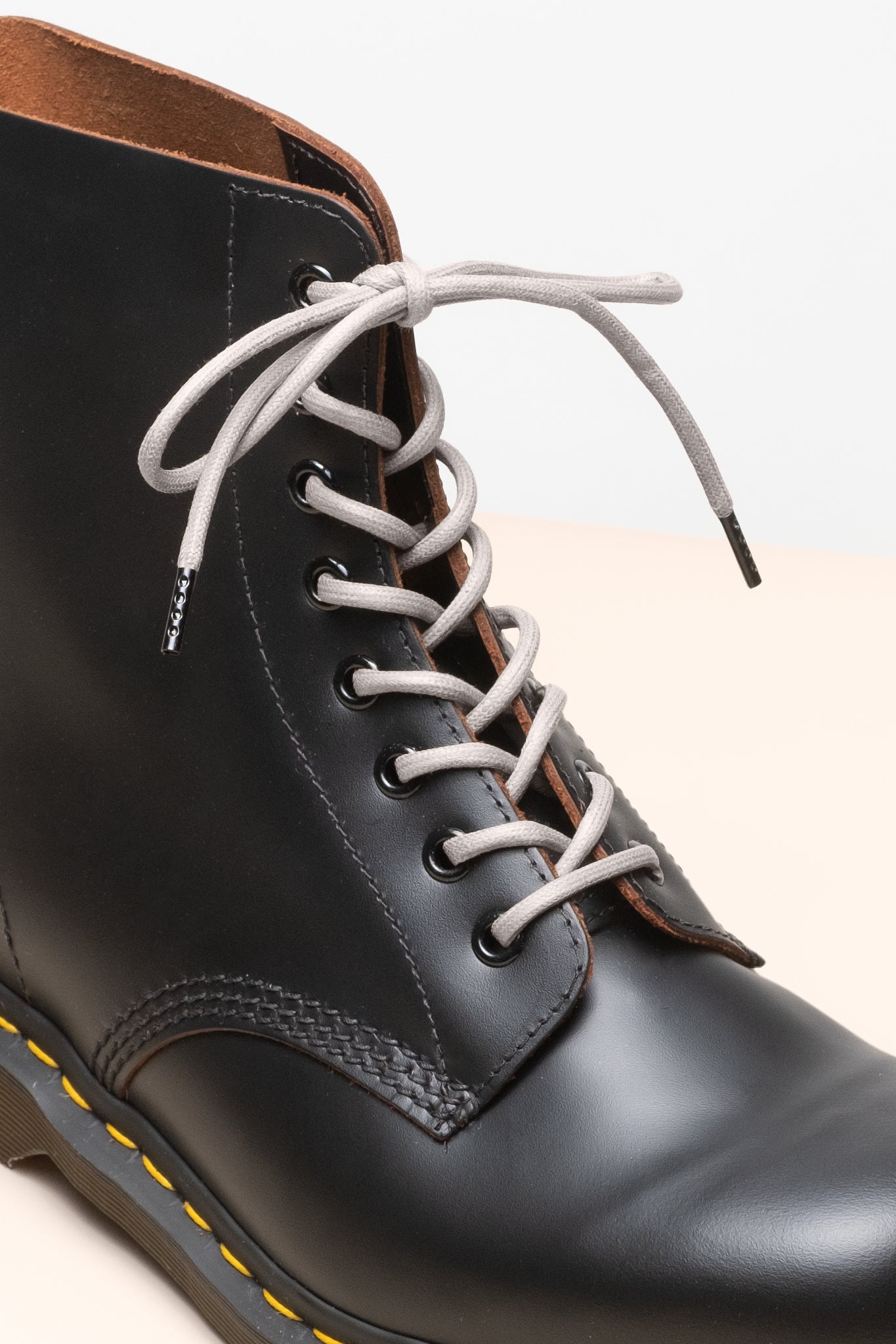 Graphite Grey - 4mm Round Waxed Shoelaces