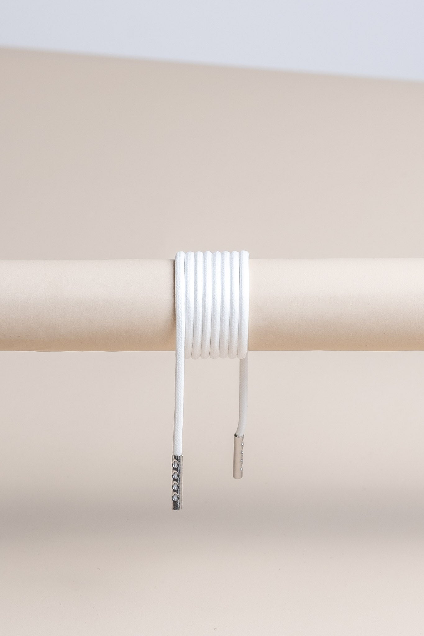 White - Round Waxed Shoelaces | Senkels